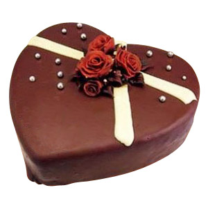 Heart Shape Chocolate Cake - 44oz/1.2kg
